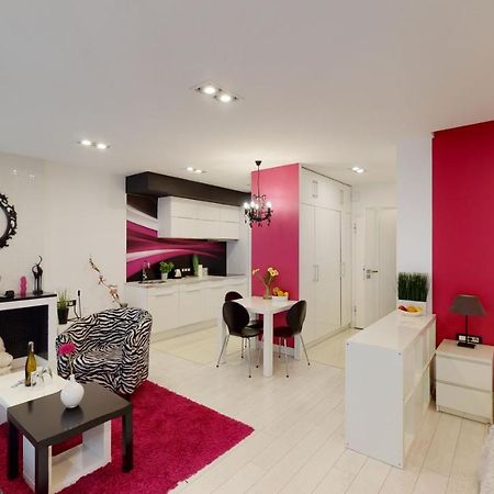 Pink Apartment Rydygiera 2A Tectum Apartments Wrocław Exterior foto